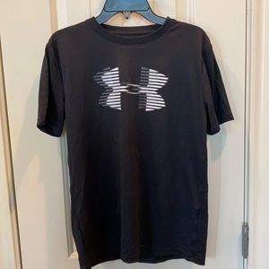 Under Armour Boys Youth Large Shirt